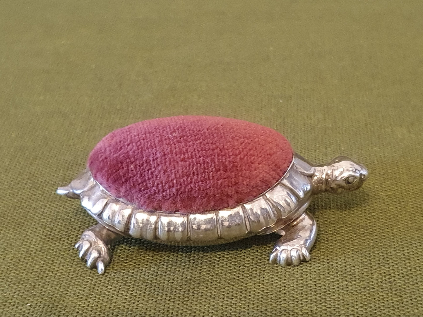 Novelty Solid Silver Tortoise pin cushion. B'ham 1906 by Saunders & Shepherd.