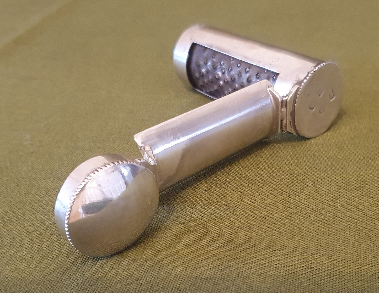 Georgian Solid Silver Tubular Nutmeg Grater.