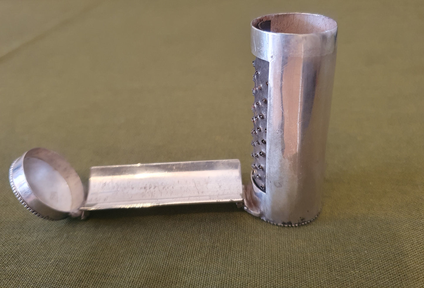 Georgian Solid Silver Tubular Nutmeg Grater.