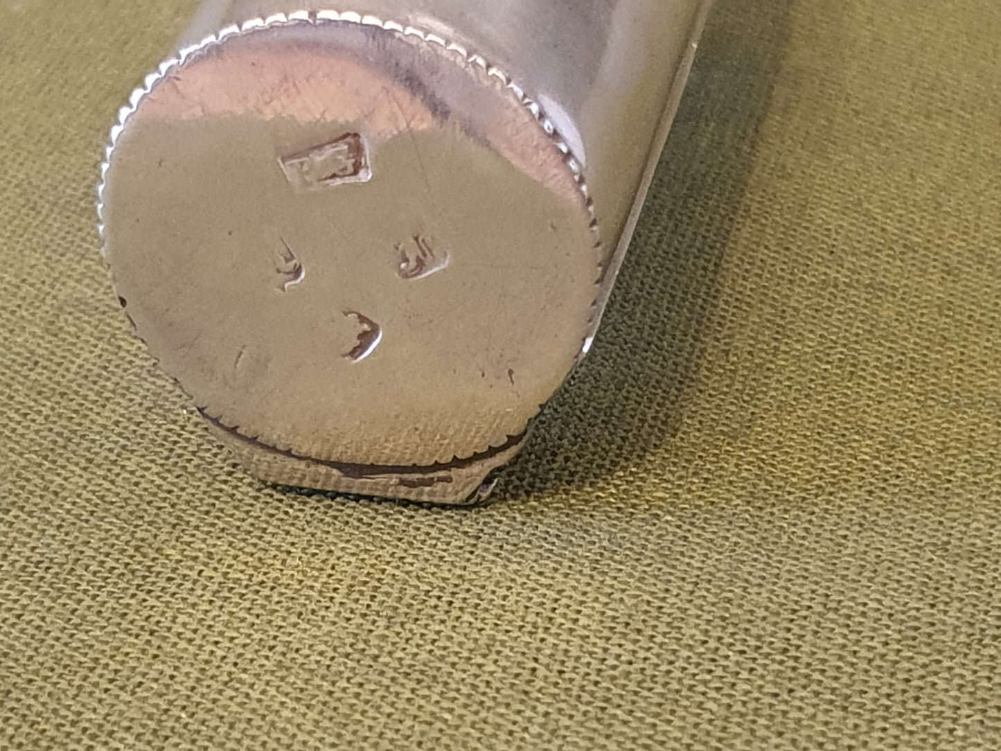 Georgian Solid Silver Tubular Nutmeg Grater.