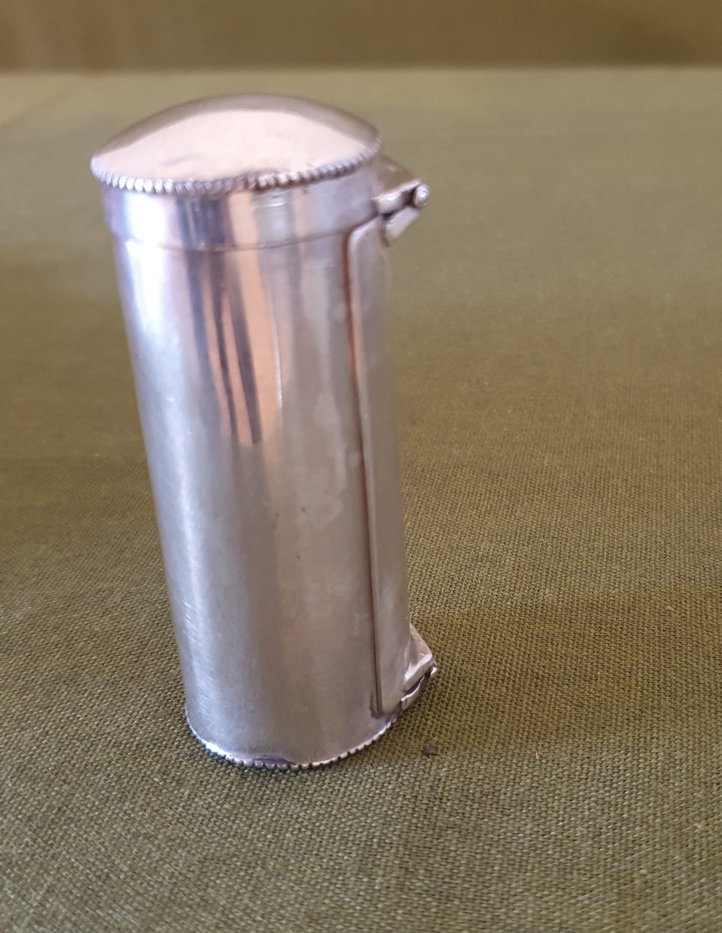 Georgian Solid Silver Tubular Nutmeg Grater.