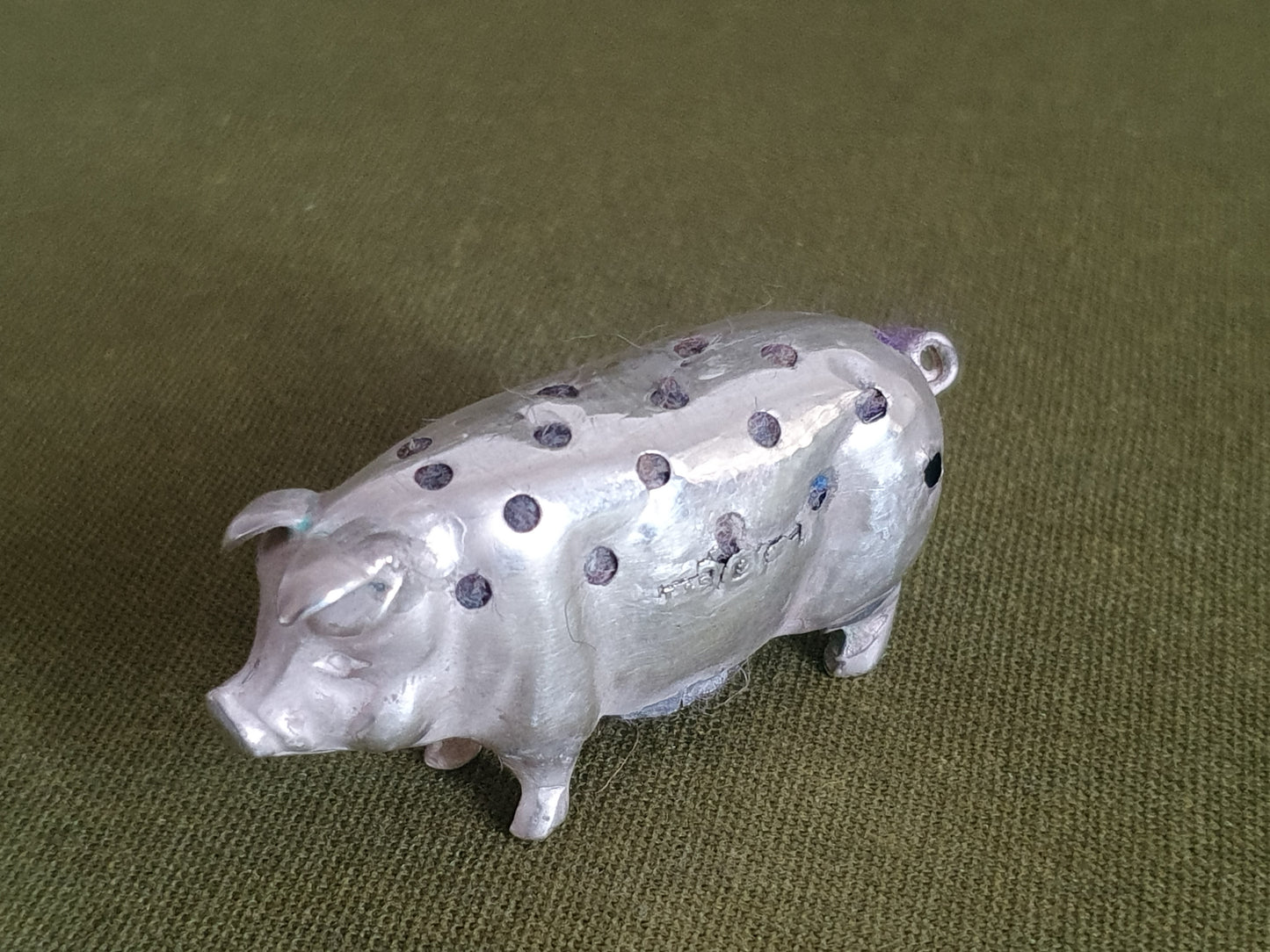 Novelty Solid Silver Pig Pin Cushion. Levi & Salaman. Birmingham 1908.