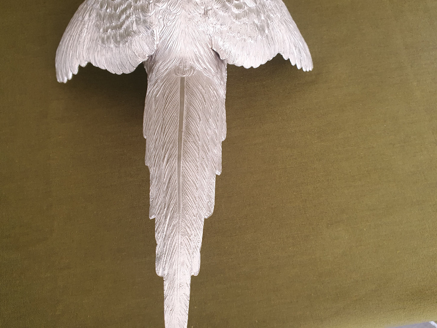 Pair of solid silver pheasants. Cast, fine hand chased detail. 1.945KG. 28 & 32 CM.