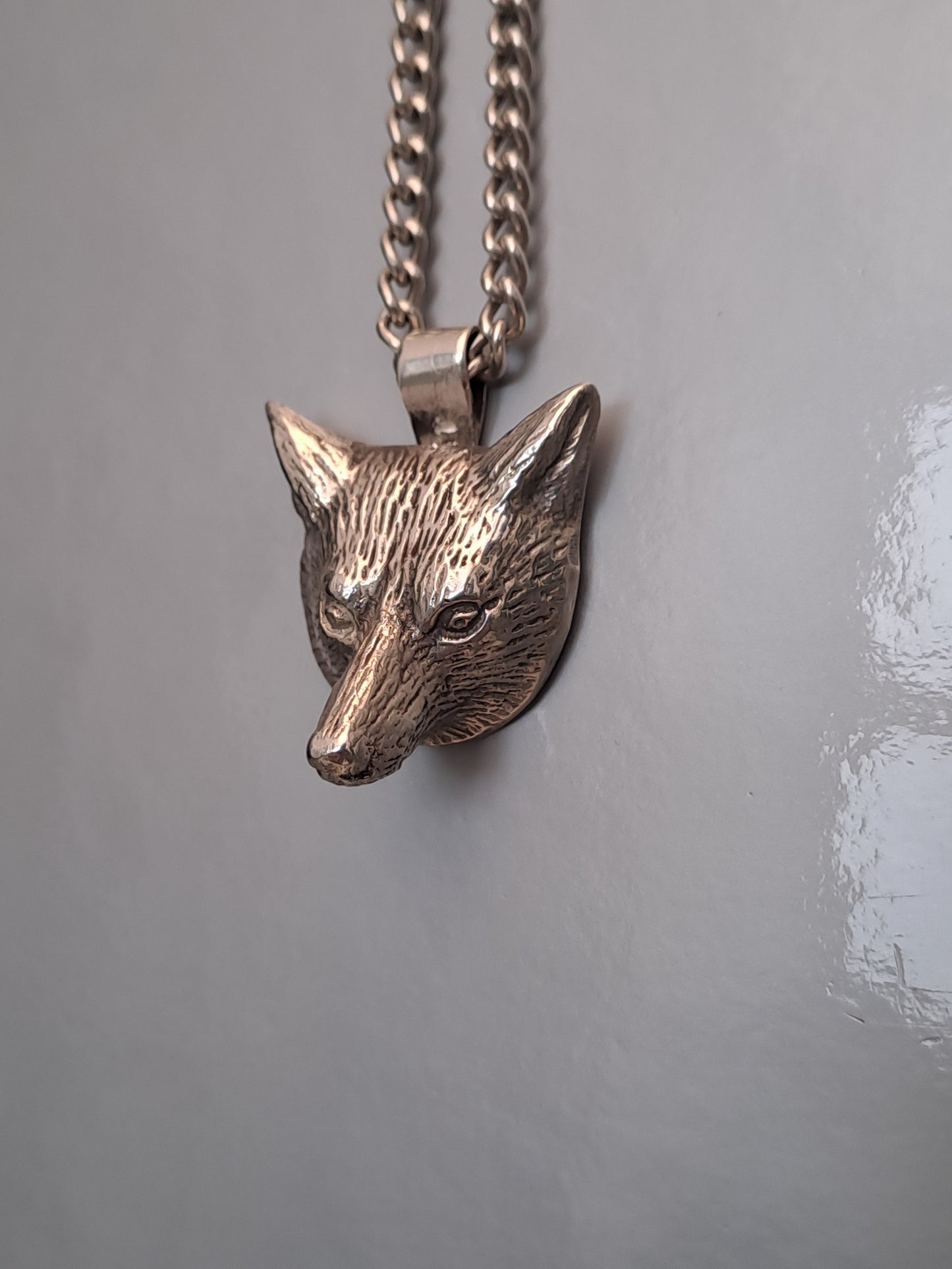 Solid Silver fox pendant & necklace