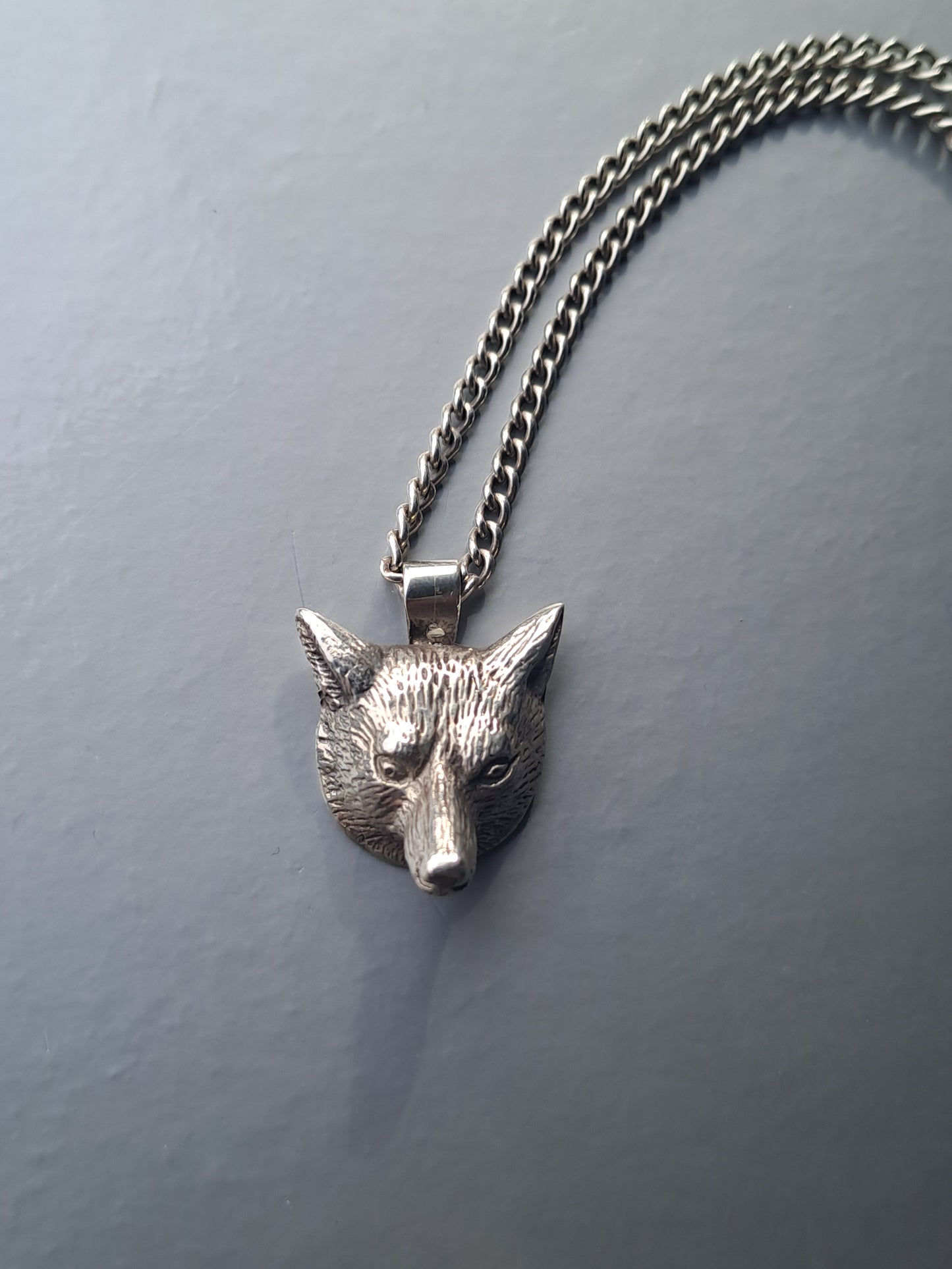 Solid Silver fox pendant & necklace