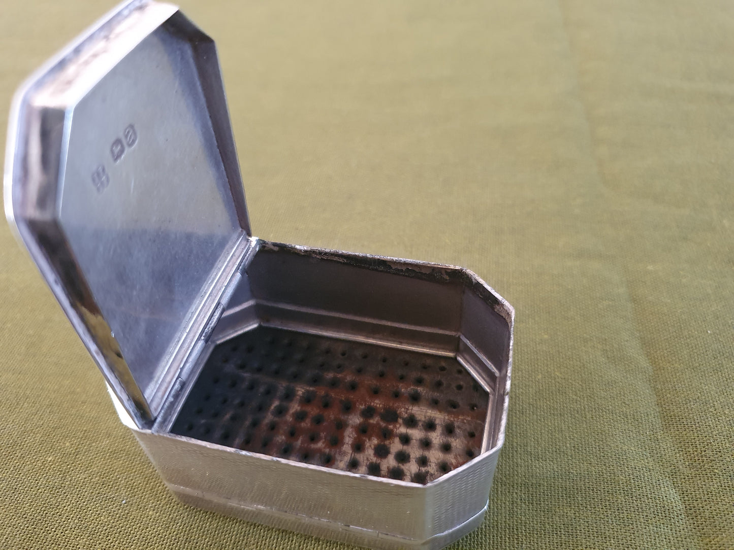 Superb Georgian Solid Silver Table Nutmeg Grater. Thomas & James Phipps.  1816.