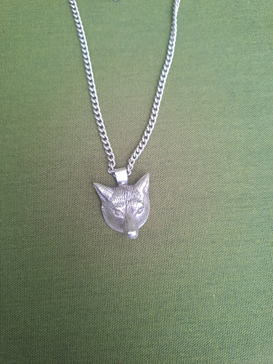 Solid Silver fox pendant & necklace