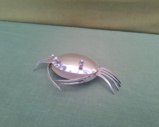 Silverware, upcycled cutlery crab sculpture