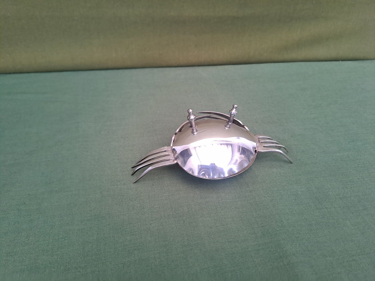 Silverware, upcycled cutlery crab sculpture