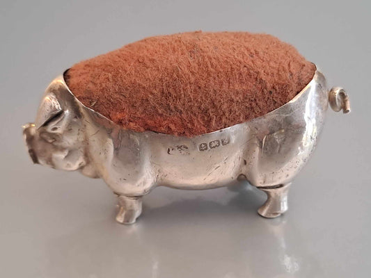 Solid silver pig pin cushion. Levi & Salaman. Birmingham 1906.